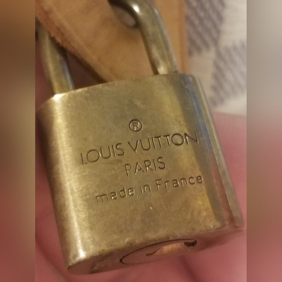 ❌‼️SOLD‼️❌ - 💯Authentic LV Speedy 30 - Damier Azur - Picture 8 of 16